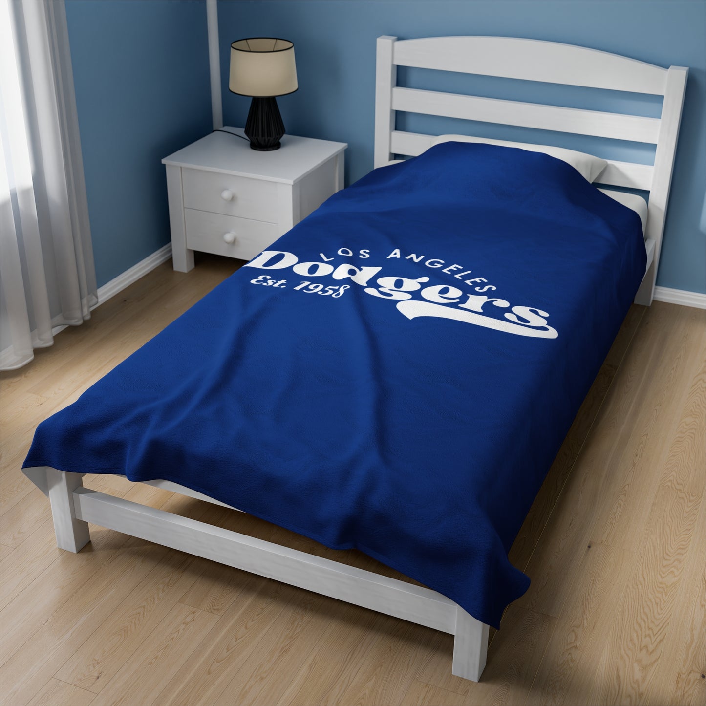 Los Angeles Dodgers Velveteen Plush Blanket - Cozy MLB Fan Throw