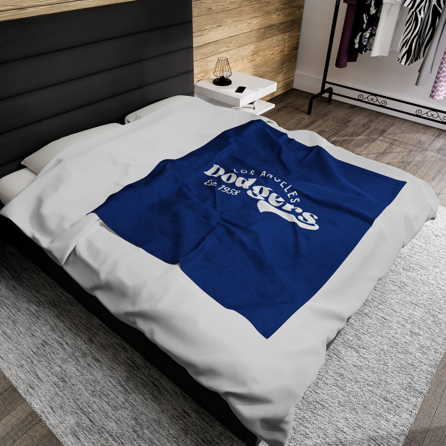 Los Angeles Dodgers Velveteen Plush Blanket - Cozy MLB Fan Throw