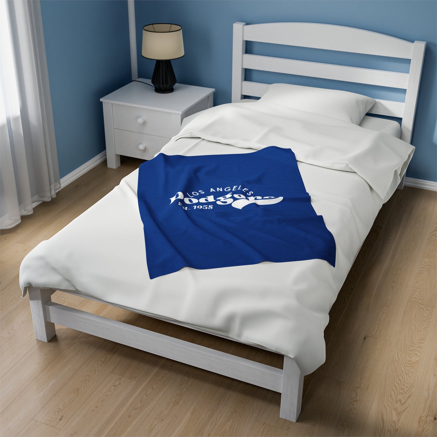 Los Angeles Dodgers Velveteen Plush Blanket - Cozy MLB Fan Throw